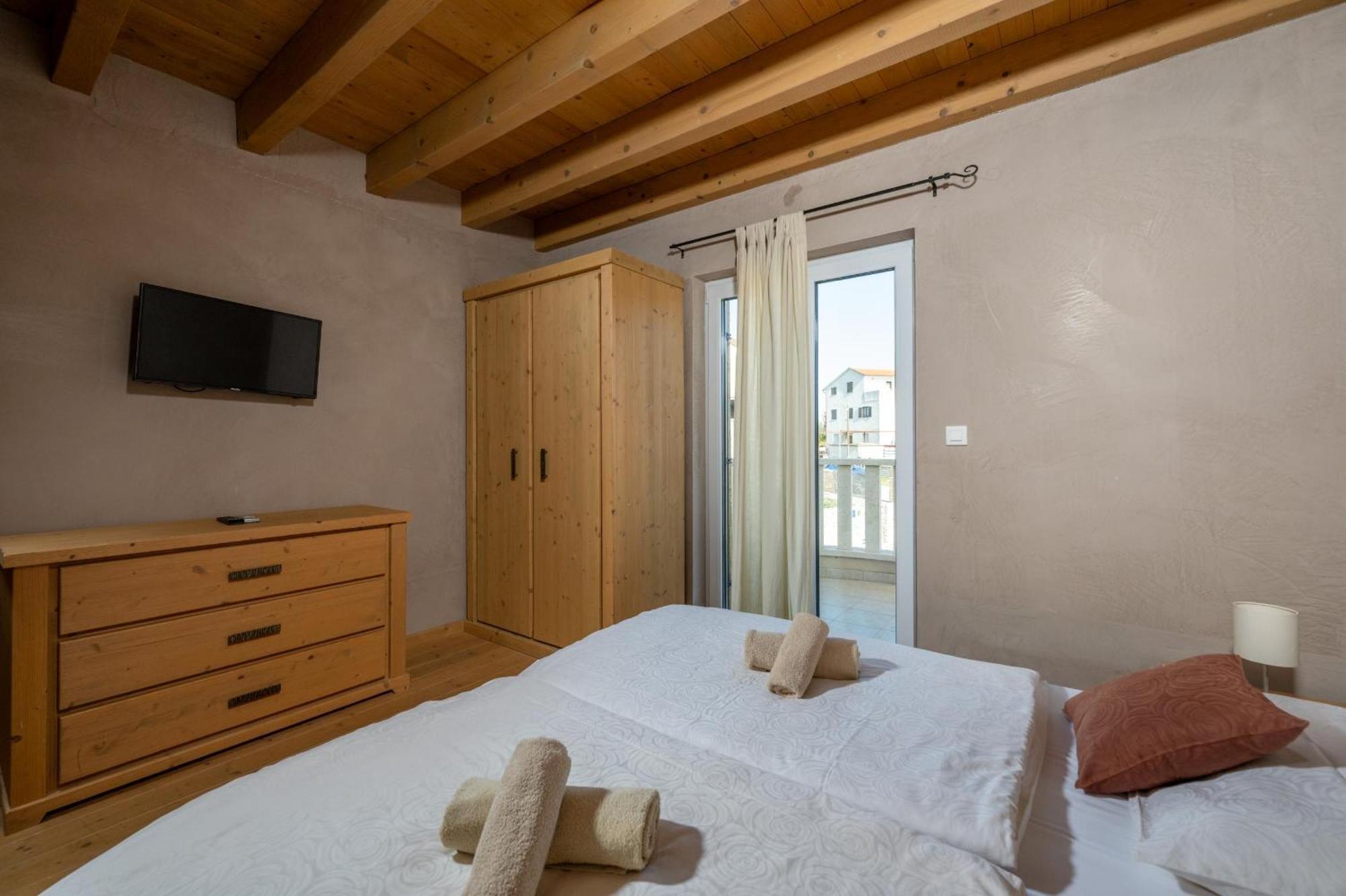 6-Bedroom Villa Chiara With Sea View Premantura Dış mekan fotoğraf