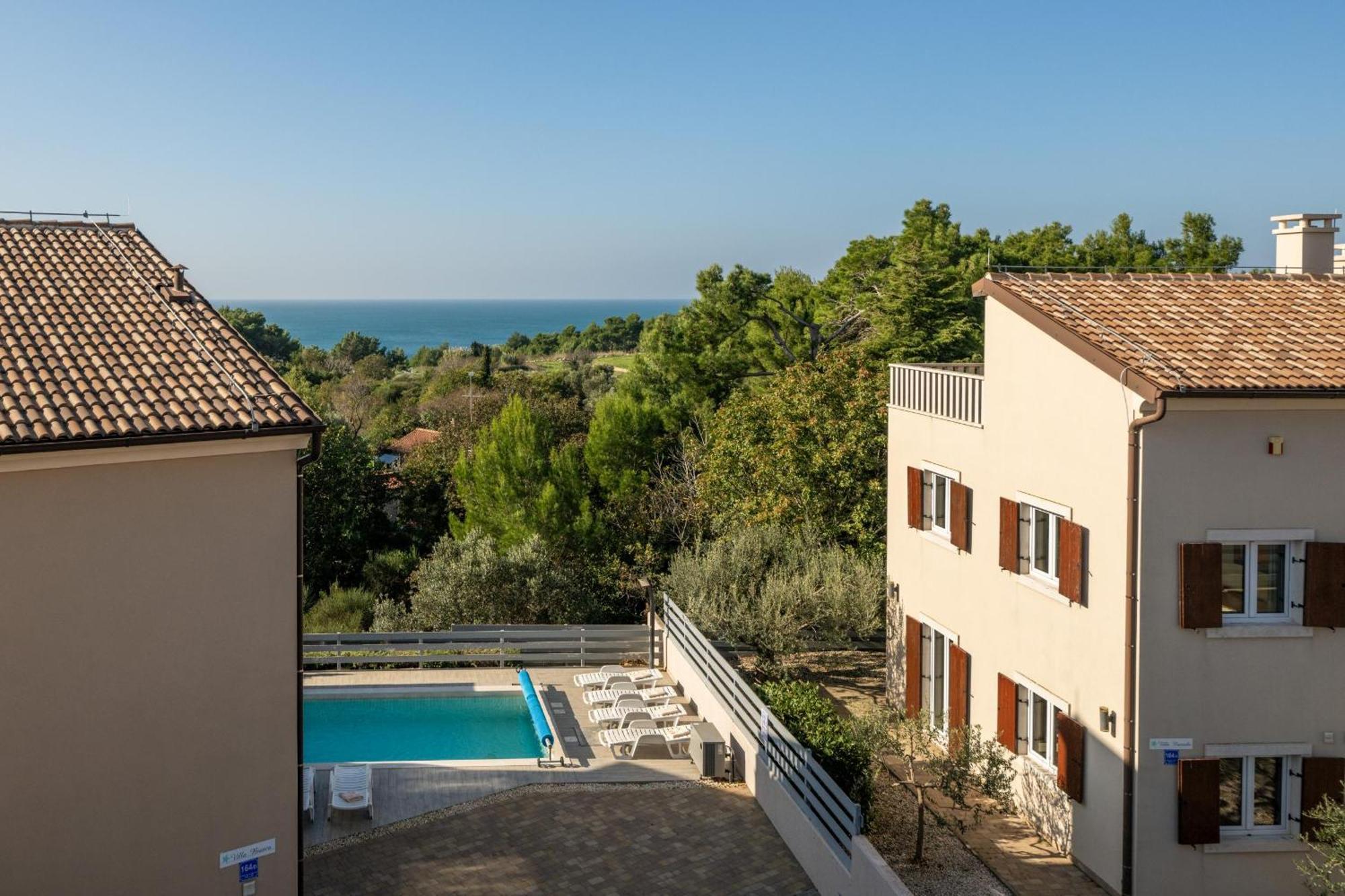 6-Bedroom Villa Chiara With Sea View Premantura Dış mekan fotoğraf