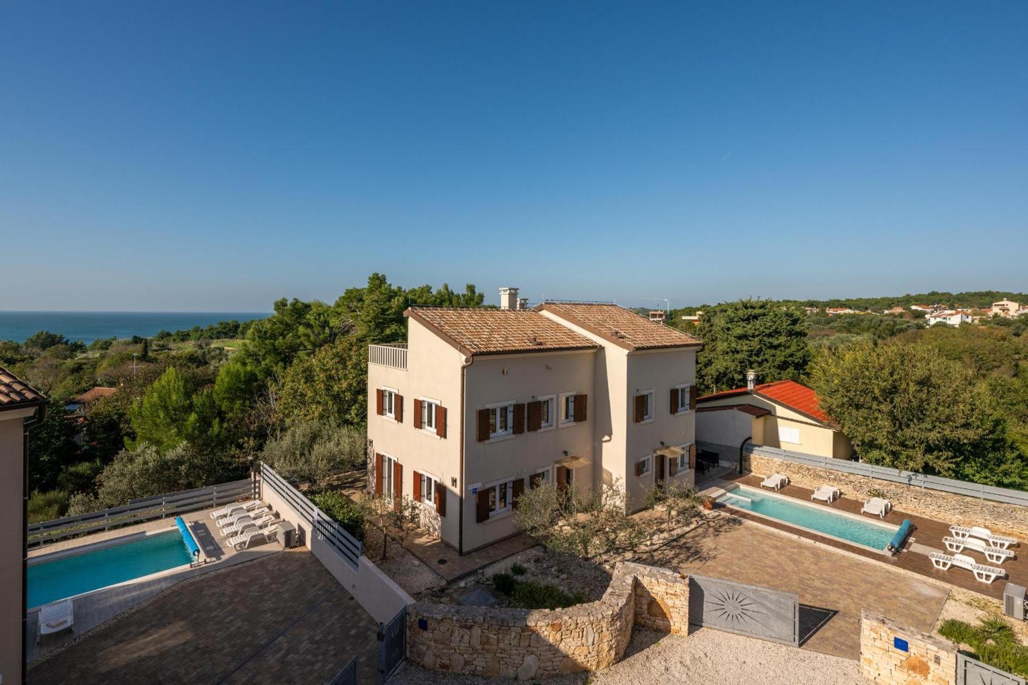 6-Bedroom Villa Chiara With Sea View Premantura Dış mekan fotoğraf