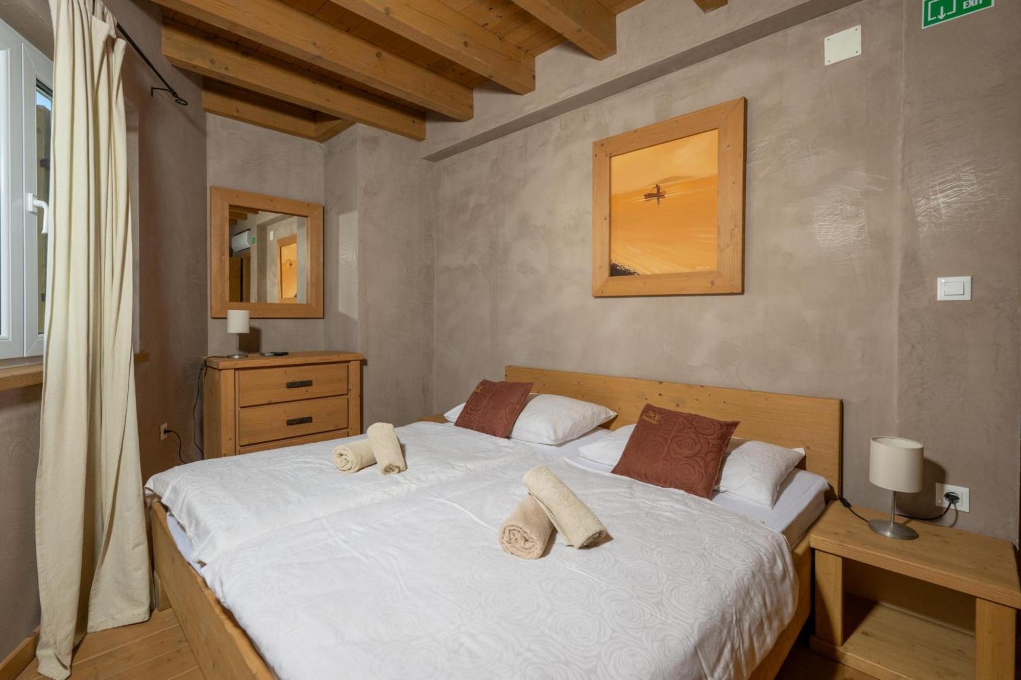 6-Bedroom Villa Chiara With Sea View Premantura Dış mekan fotoğraf