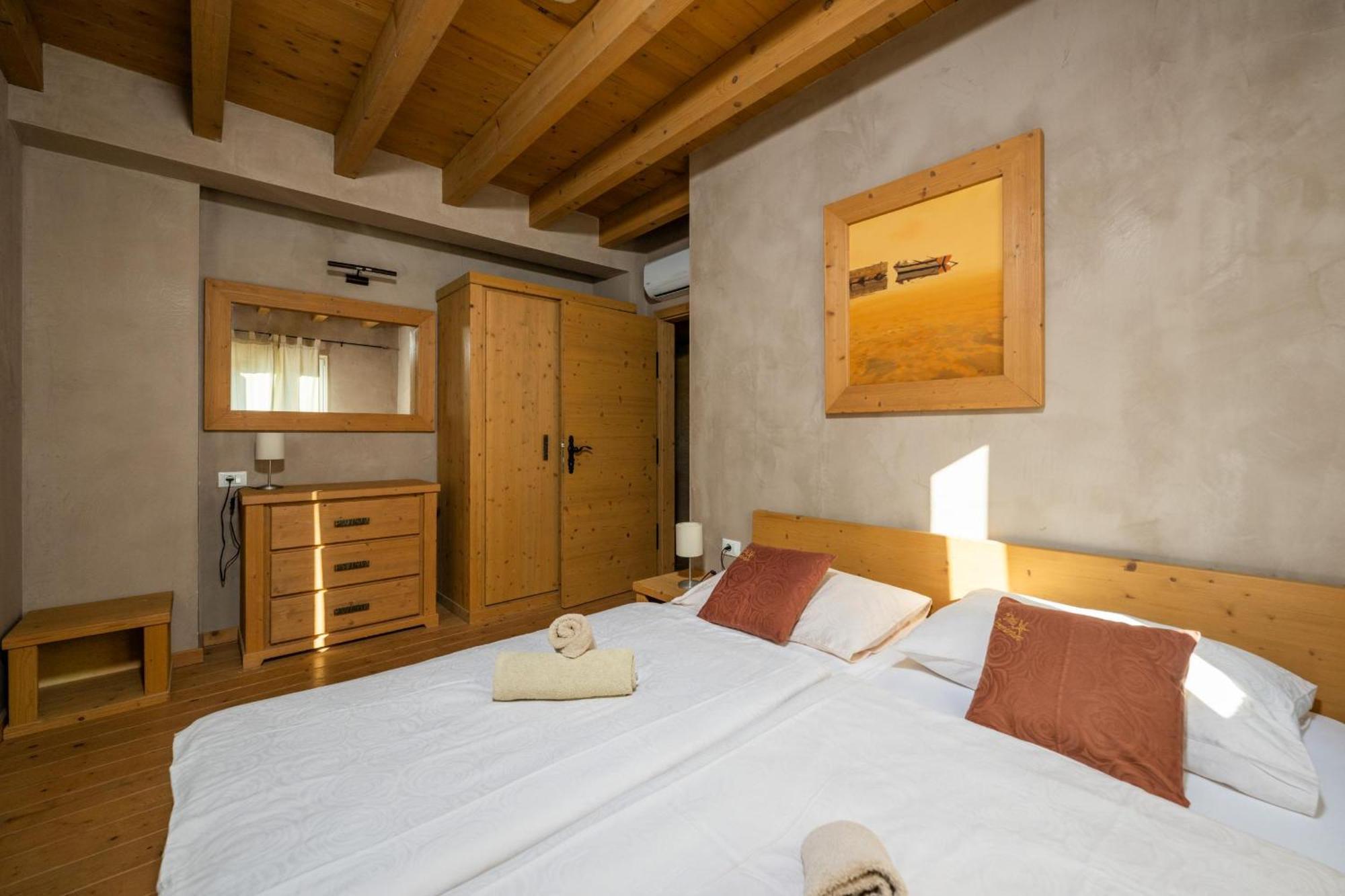 6-Bedroom Villa Chiara With Sea View Premantura Dış mekan fotoğraf